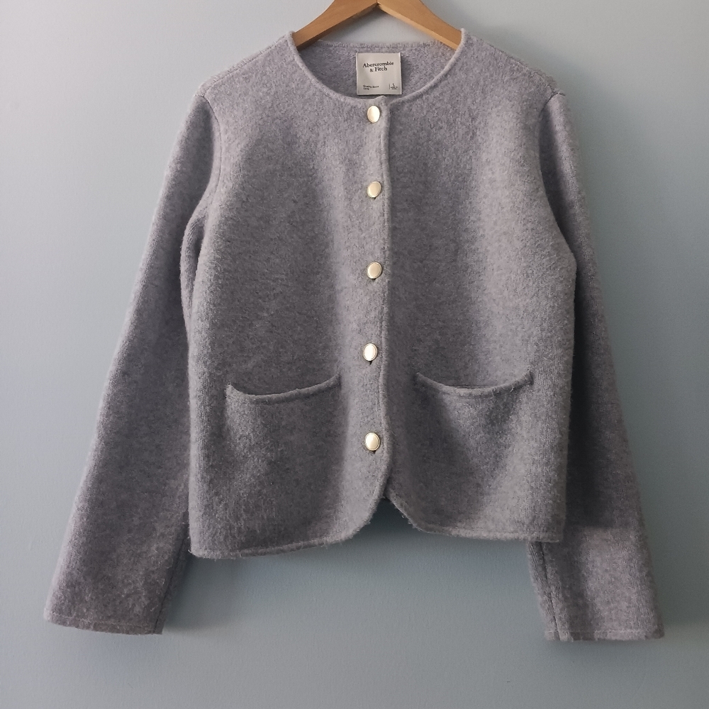 Abercrombie & Fitch Light Gray Button-Front Cardigan - Picture 2 of 10